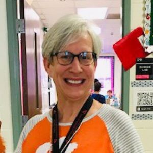 Meet your Posher, Elizabeth